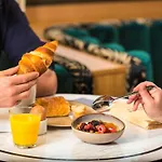Hotel Mercure Off Kirchberg 4*