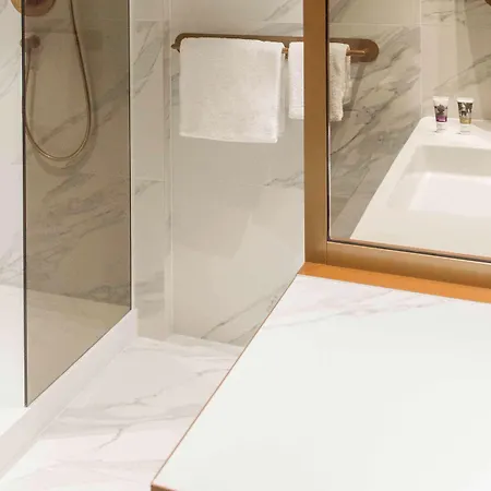 Mercure Off Kirchberg فندق