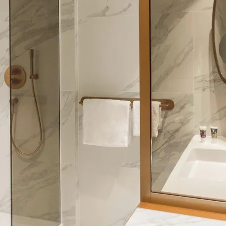 Mercure Off Kirchberg Hotel Luxembourg By