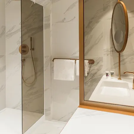 Mercure Off Kirchberg فندق